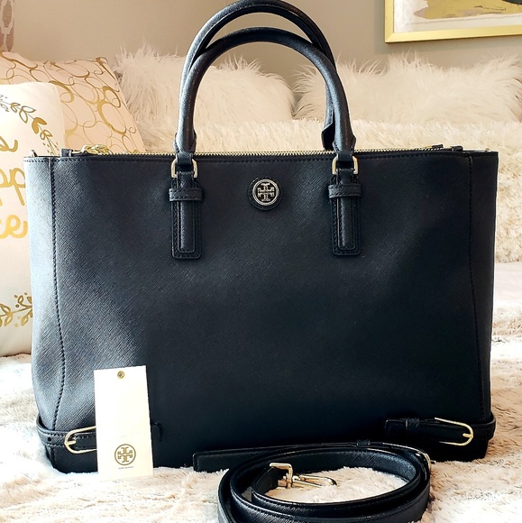 Tory Burch Handbags - Tory Burch Robinson Large satchel